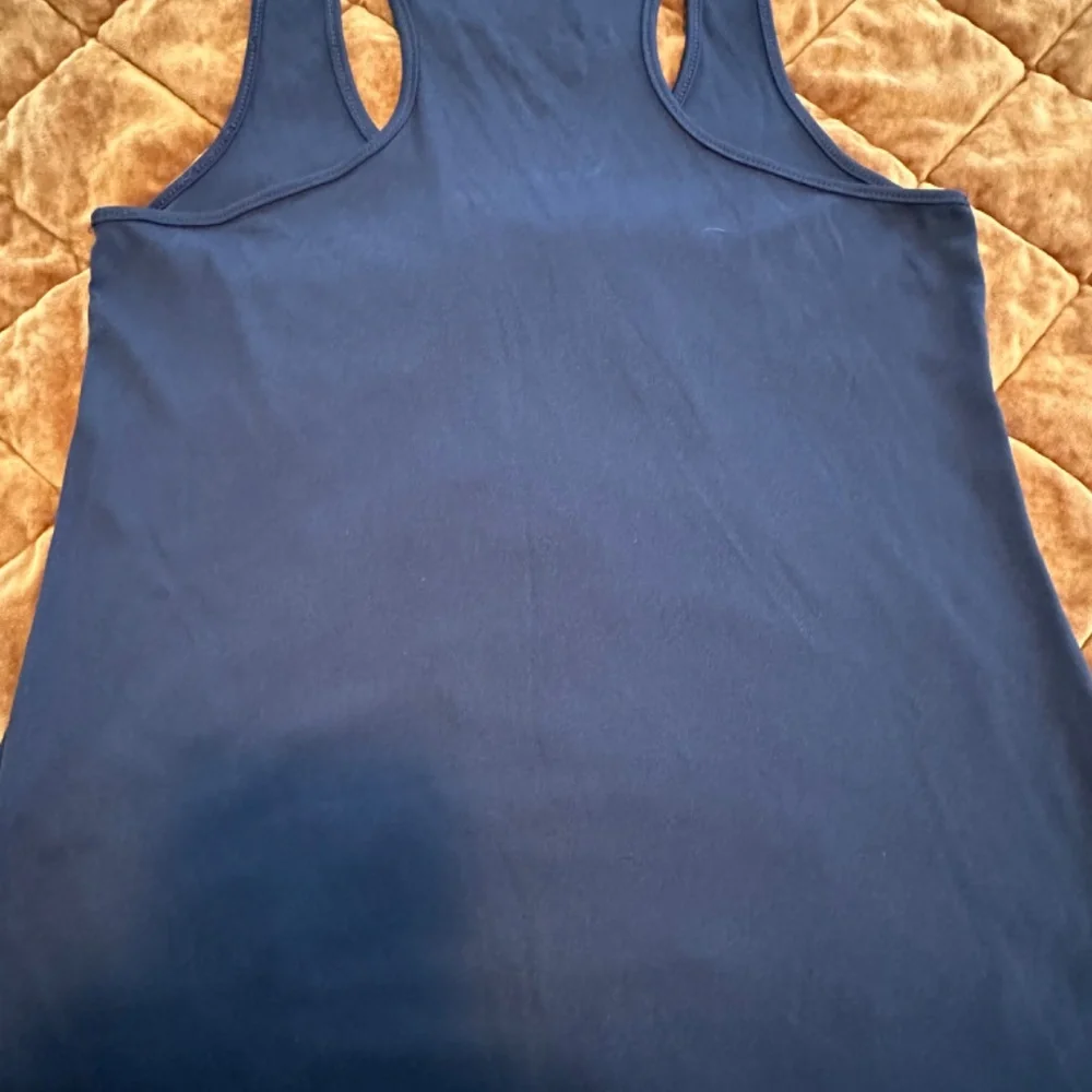 Sarah Marie Design Studio Tank - Picture 4 of 4